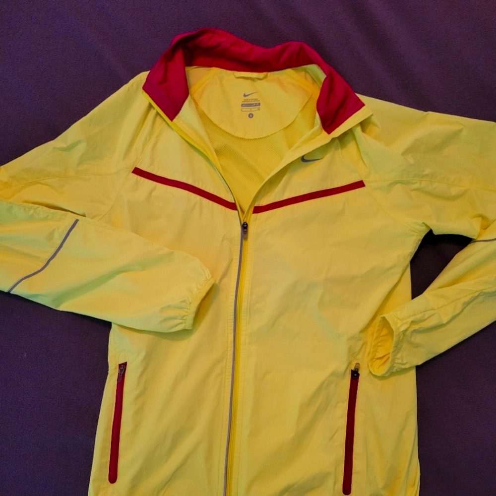 Adult Small Nike Windbreaker